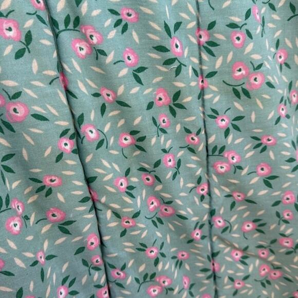 Vintage Wamsutta  Pink Blue Green Floral Ruffle Queen Comforter‎ - Picture 3 of 6